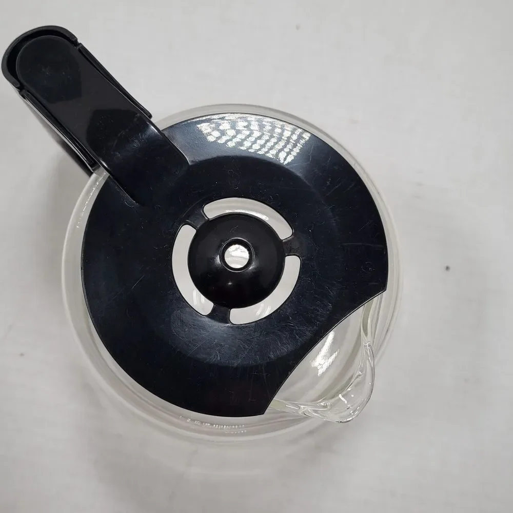 Black‎ & Decker 12 Cup Replacement Coffee Pot Carafe Glass Black Top